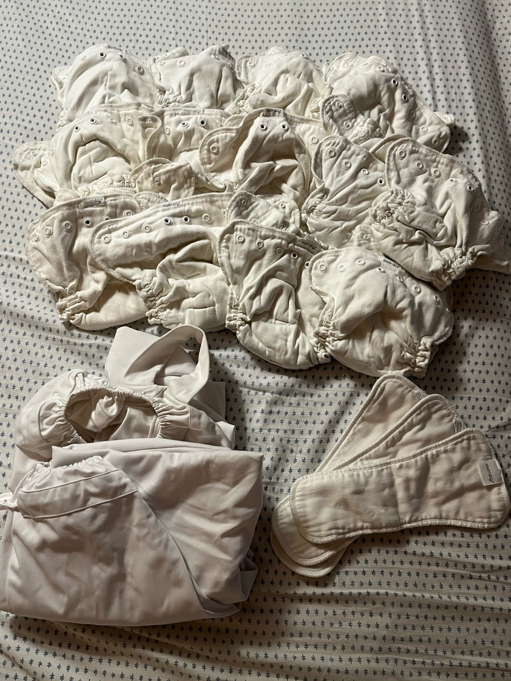 Lot of size 2 Esembly Inners